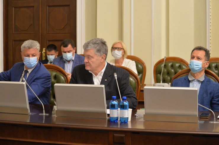 Погоджувальна рада Верховної Ради України. Юрій Бойко -ОПЗЖ, Петро Порошенко ЄС, Тарас Батенко – За майбутнє