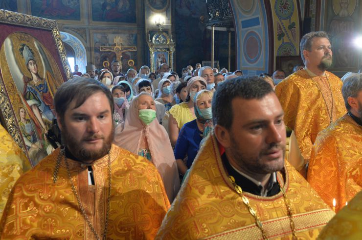 Божественна літургія з нагоди 1033-ї річниці Хрещення Руси-України у Михайлівському Золотоверхому кафедральному соборі.  Очолить літургію Блаженнійший Митрополит Епіфаній. Урочистості з нагоди свята продовжаться на Володимирській гірці, де Предстоятель Православної Церкви України звершить молебень біля пам’ятника святому рівноапостольному князю Володимиру.