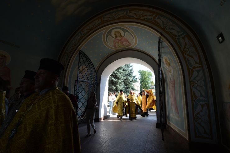 Божественна літургія з нагоди 1033-ї річниці Хрещення Руси-України у Михайлівському Золотоверхому кафедральному соборі.  Очолить літургію Блаженнійший Митрополит Епіфаній. Урочистості з нагоди свята продовжаться на Володимирській гірці, де Предстоятель Православної Церкви України звершить молебень біля пам’ятника святому рівноапостольному князю Володимиру.