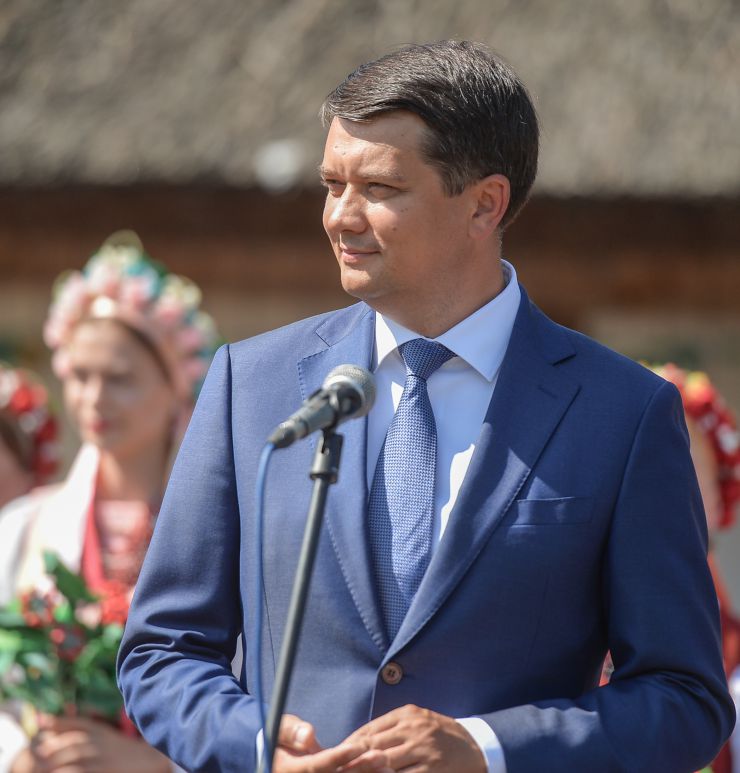 Робоча поїздки  Голови Верховної Ради України Дмитра Разумкова 
до Полтавської області.

Участь Голови Верховної Ради України Д. РАЗУМКОВА у культурно-мистецьких заходах Національного Сорочинського ярмарку.
Ознайомлення з виступами фольклорних музичних і танцювальних колективів, етнографічною територією та містечком майстрів, огляд експозицій підприємств різних галузей промисловості.
