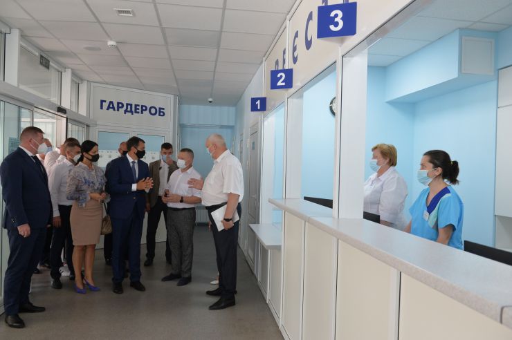 Робоча поїздка Голови Верховної Ради України Дмитра  РАЗУМКОВА до Полтавської області.

Переїзд до лікувального закладу комунальне підприємство «Полтавська обласна клінічна лікарня ім. М.В. Скліфосовського Полтавської обласної ради».
(Полтавська обл., м. Полтава, вул. Шевченка, 23)
Ознайомлення із роботою медичного закладу.

