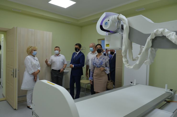 Робоча поїздка Голови Верховної Ради України Дмитра  РАЗУМКОВА до Полтавської області.

Переїзд до лікувального закладу комунальне підприємство «Полтавська обласна клінічна лікарня ім. М.В. Скліфосовського Полтавської обласної ради».
(Полтавська обл., м. Полтава, вул. Шевченка, 23)
Ознайомлення із роботою медичного закладу.
