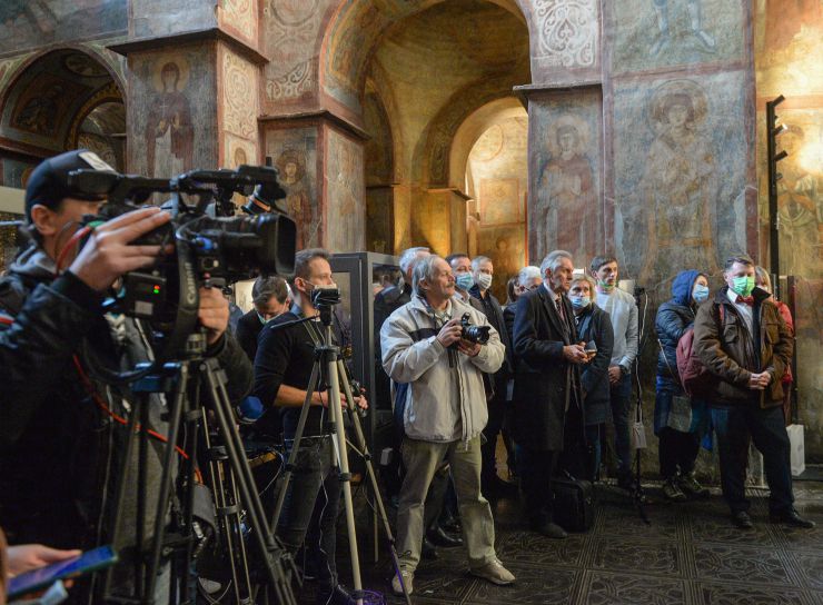 Загальнонаціональна презентація видання «УКРАЇНСЬКА ДЕРЖАВНІСТЬ: історико-правничі нариси» (Національний заповідник «Софія Київська») за участю Голови Верховної Ради України Руслана Стефанчука, Степана Кубіва - голова ВПО «Меморіал» імені Василя Стуса (з 2014), Блаженнішего Епіфанія - Митрополит Київський і всієї України
