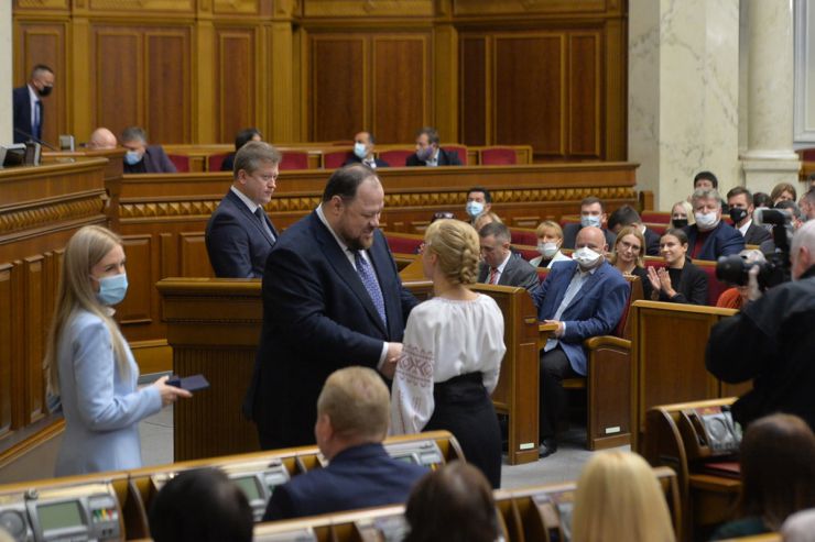 Голова Верховної Ради України Руслан Стефанчук нагородив працівників Апарату Верховної Ради України за вагомий особистий внесок у розбудову Української Держави, забезпечення діяльності Верховної Ради України, сумлінну працю та високий професіоналізм