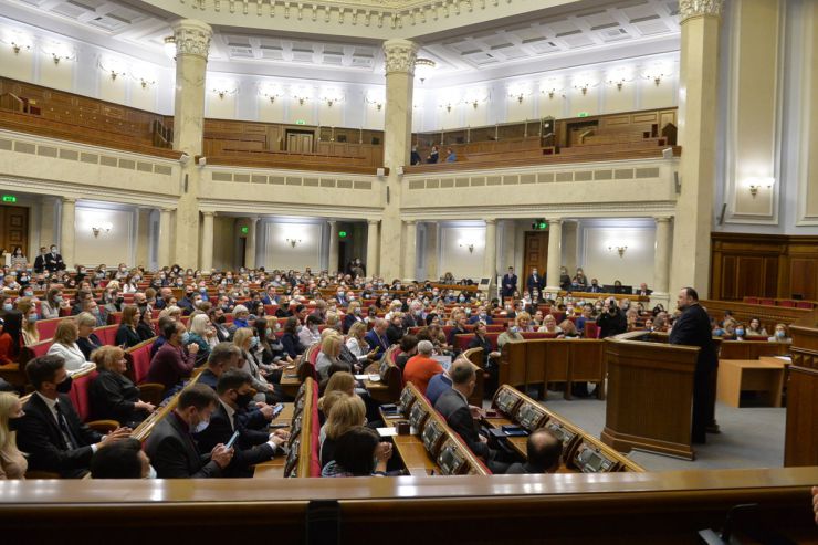 Голова Верховної Ради України Руслан Стефанчук нагородив працівників Апарату Верховної Ради України за вагомий особистий внесок у розбудову Української Держави, забезпечення діяльності Верховної Ради України, сумлінну працю та високий професіоналізм