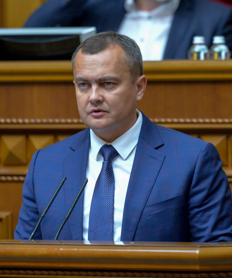 Пленарне засідання Верховної Ради України. 

Голова Верховної Ради України Руслан Стефанчук відкрив пленарне засідання.

Головуючий надав слово для виступу Міністру фінансів Сергій Марченку. Він зазначив, що Уряд представив Державний бюджет на 2022 рік, який мав чітку основу - це бюджет інвестицій в майбутнє.
Голова Комітету з питань бюджету Юрій Арістов доповів підготовлені Комітетом висновки та пропозиції до проекту Закону України про Державний бюджет України на 2022 рік.
Голова Рахункової палати Валерій Пацкан 5150 доповів про результати експертизи проекту Державного бюджету на 2022 рік і направлені до Верховної Ради відповідні висновки. Валерій Пацкан доповів деякі з них.
