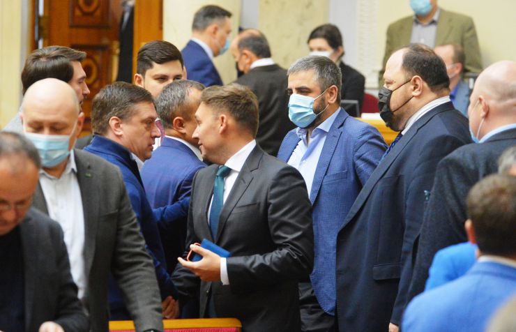 Пленарне засідання Верховної Ради України.

Голова Верховної Ради України Руслан Стефанчук відкрив пленарне засідання. 
Народні депутати продовжують розглядати правки, які пропонують врахувати депутатські фракції і групи Уряду під час підготовки до другого читання законопроекту про Державний бюджет України на 2022 рік. 
