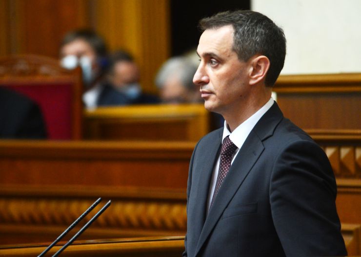 Пленарне засідання Верховної Ради України.

Голова Верховної Ради України Руслан Стефанчук відкрив пленарне засідання. 
Головуючий повідомив, що у сесійній залі присутні Прем’єр-міністр Денис Шмигаль та члени Кабінету Міністрів.
Головуючий повідомив, що за пропозицією депутатських фракцій і груп члени Уряду відповідатимуть на запитання про результати проведення запроваджених Урядом України у 2021 році карантинних заходів, стан виконання плану вакцинації населення України від коронавірусної хвороби COVID-19 та захисту всіх систем життєдіяльності країни від негативних наслідків пандемії. 
Головуючий надав слово для виступу Міністру охорони здоров’я Віктору Ляшку.
Віктор Ляшко
