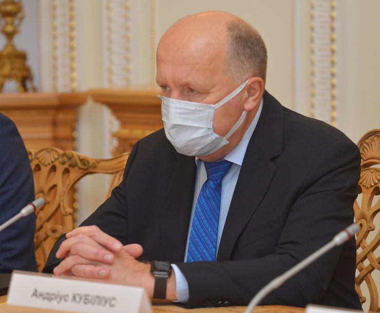Зустріч Голови Верховної Ради України Руслана Стефанчука з Головою делегації Європейського Парламенту у ПА ЄВРОНЕСТ, членом делегації Європейського Парламенту у Парламентському комітеті Асоціації Україна-ЄС Андріусом Кубіліусом.