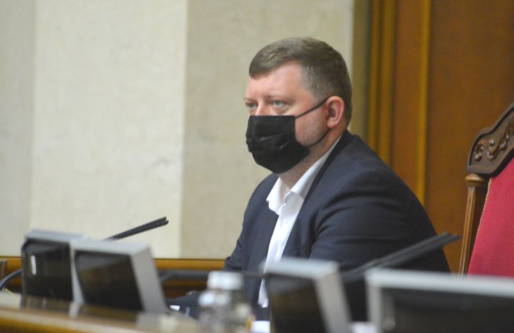 Пленарне засідання Верховної Ради України.

Голова Верховної Ради України Руслан Стефанчук відкрив пленарне засідання.
Народні депутати продовжують розглядати правки, які пропонують врахувати депутатські фракції і групи Уряду під час підготовки до другого читання законопроекту про Державний бюджет України на 2022 рік №6000.
Олександр Корнієнко
