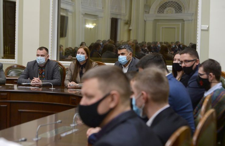 Голова Верховної Ради України Руслан Стефанчук, перший заступник Голови Верховної Ради України Олександр Корнієнко,  заступник Голови Верховної Ради України Олена Кондратюк взяли участь в Урочистій церемонії вручення Премій Верховної Ради України молодим ученим за 2019 рік