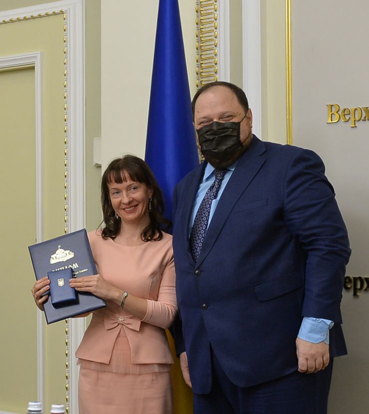 Голова Верховної Ради України Руслан Стефанчук, перший заступник Голови Верховної Ради України Олександр Корнієнко,  заступник Голови Верховної Ради України Олена Кондратюк взяли участь в Урочистій церемонії вручення Премій Верховної Ради України молодим ученим за 2019 рік