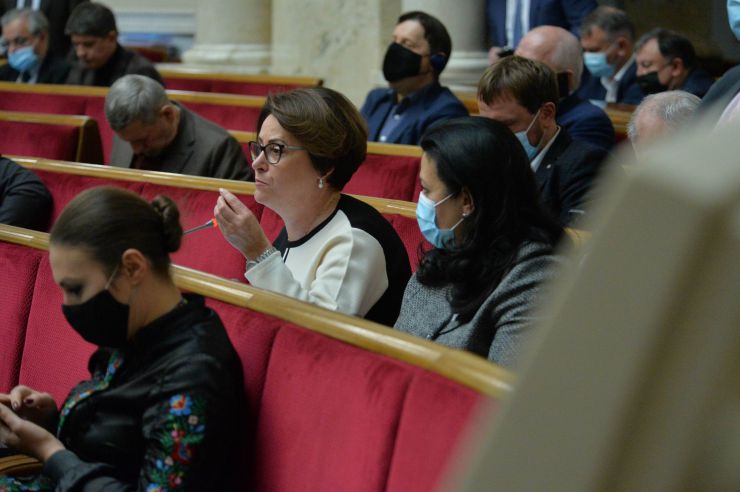Пленарне засідання Верховної Ради України.

Голова Верховної Ради України Руслан Стефанчук відкрив пленарне засідання.
Народні депутати розглянули правки до проекту Закону про мультимодальні перевезення №4258. 
Законопроект 298 голосами «за» прийнято у другому читанні і в цілому.
Народні депутати розглянули правки до проекту Закону про внесення змін до адміністративного та кримінального законодавства щодо запровадження діяльності Бюро економічної безпеки України №3959-1. 
Верховна Рада 296 голосами «за» прийняла законопроект у другому читанні та в цілому.
Ніна Южаніна
