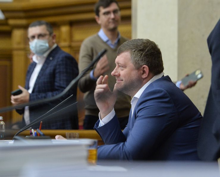 Пленарне засідання Верховної Ради України.

Голова Верховної Ради України Руслан Стефанчук відкрив пленарне засідання.
Головуючий повідомив, що у засіданні беруть участь Прем’єр-міністр Денис Шмигаль та члени Кабінету Міністрів.
Головуючий надав слово для виступу Міністру внутрішніх справ Денису Монастирському.
Олександр Корнієнко
