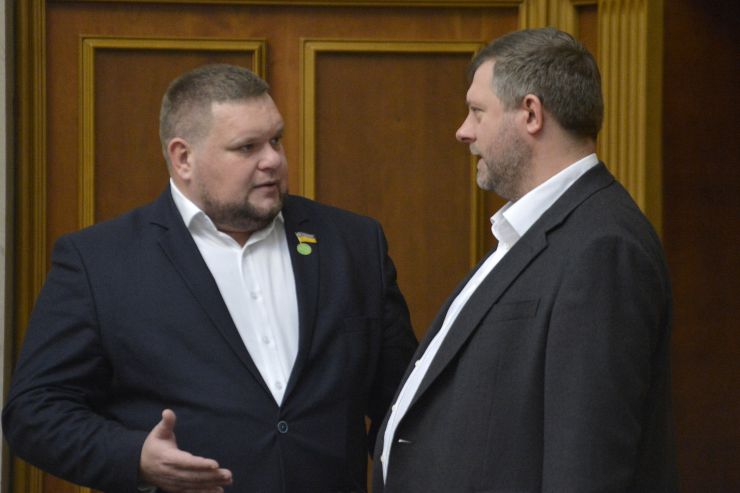 Пленарне засідання Верховної Ради України.

Голова Верховної Ради України Руслан Стефанчук відкрив пленарне засідання.
Проект Постанови про проміжний звіт Тимчасової слідчої комісії Верховної Ради України з питань розслідування можливих протиправних дій представників органів державної влади та інших осіб, що могли сприяти порушенню державного суверенітету, територіальної цілісності та недоторканості України і становити загрозу національній безпеці України, №6324, доповіла Голова Тимчасової слідчої комісії Мар’яна Безугла.
Верховна Рада України взяла до відома проміжний звіт ТСК і продовжила її роботу.

Прийнято Постанову 