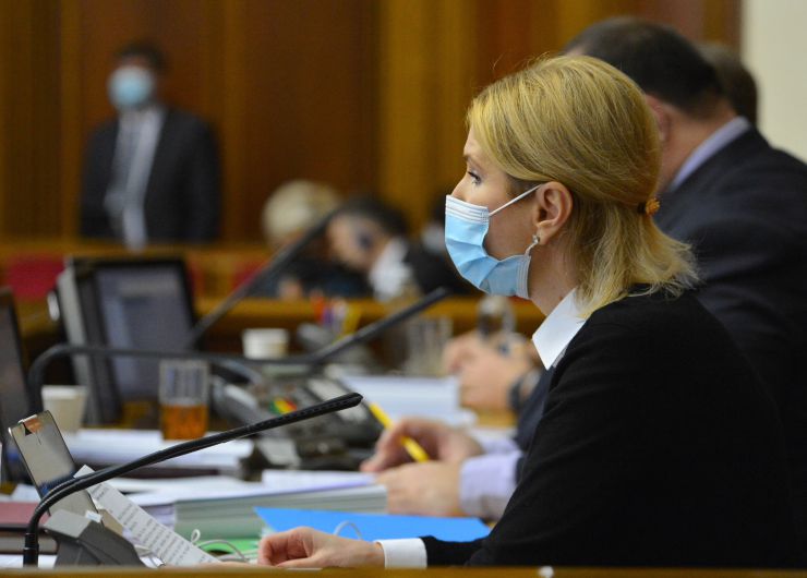 Пленарне засідання Верховної Ради України.

Голова Верховної Ради України Руслан Стефанчук відкрив пленарне засідання.
Проект Постанови про проміжний звіт Тимчасової слідчої комісії Верховної Ради України з питань розслідування можливих протиправних дій представників органів державної влади та інших осіб, що могли сприяти порушенню державного суверенітету, територіальної цілісності та недоторканості України і становити загрозу національній безпеці України, №6324, доповіла Голова Тимчасової слідчої комісії Мар’яна Безугла.
Верховна Рада України взяла до відома проміжний звіт ТСК і продовжила її роботу.

Прийнято Постанову 