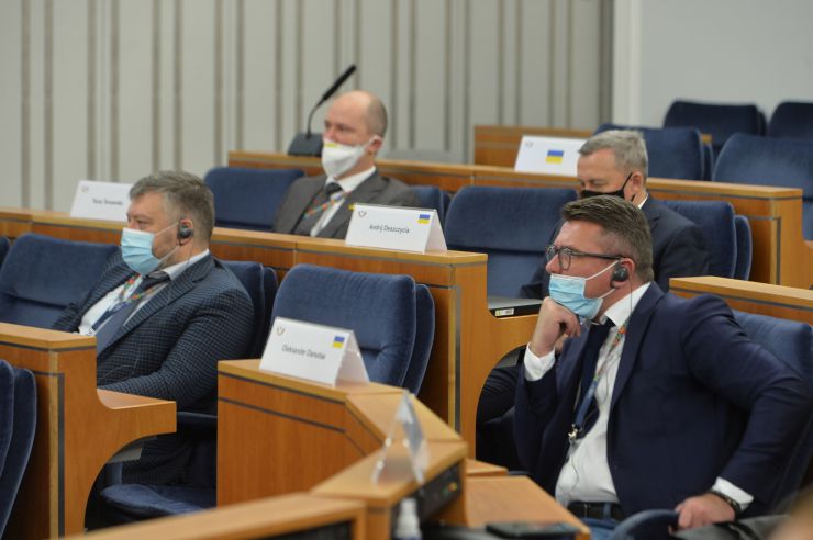 Робочий візит Голови Верховної Ради України Руслана Стефанчука до Республіки Польща з метою участі у XI Сесії Міжпарламентської Асамблеї Верховної Ради України, Сейму i Сенату Республіки Польща nа Сеймасу Литовської Республіки.
Перехід Голови Верховної Ради України Руслана Стефанчука  до кабінету Маршалка Сенату РП Томаша Гродзького для короткої вітальної розмови. 
Спільний перехід Голови Верховної Ради України Руслана Стефанчука, Голови Сеймасу Литовської Республіки Вікторія Чміліте-Нільсен та Маршалка Сенату Республіки Польща проф.  Томаша Гродзького до місця проведення засідання Міжпарламентської асамблеї (зала пленарних засідань Сенату РП). 
Відкриття XI сесії Міжпарламентської асамблеї Верховної Ради України, Сейму і Сенату Республіки Польща та Сеймасу Литовської Республіки.
 Вітальне слово Маршалка Сенату РП проф. Томаша Гродзького.
 Вітальне слово Голови Сеймасу Литовської Республіки Вікторія Чміліте-Нільсен. 
Вітальне слово Голови Верховної Ради України Р.Стефанчука Спільне фотографування голів парламентів України, Польщі та Литви
