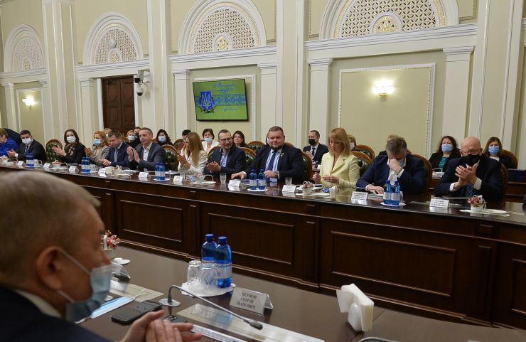 Урочисті заходи до Дня місцевого самоврядування за участю Голови Верховної Ради України Руслана Стефанчука.
В Урочистих заходах до Дня місцевого самоврядування взяли участь: перший заступник Голови Верховної Ради Олександр Корнієнко,  заступник Голови Верховної Ради Олена Кондратюк , голови профільних комітетів Верховної Ради України, представники Офісу Президента України та Уряду, керівництво Апарату Верховної Ради України, голови всеукраїнських асоціацій органів місцевого самоврядування, посадові особи  місцевого самоврядування та депутати місцевих рад, які представлені до нагородження відзнаками Верховної Ради України.
