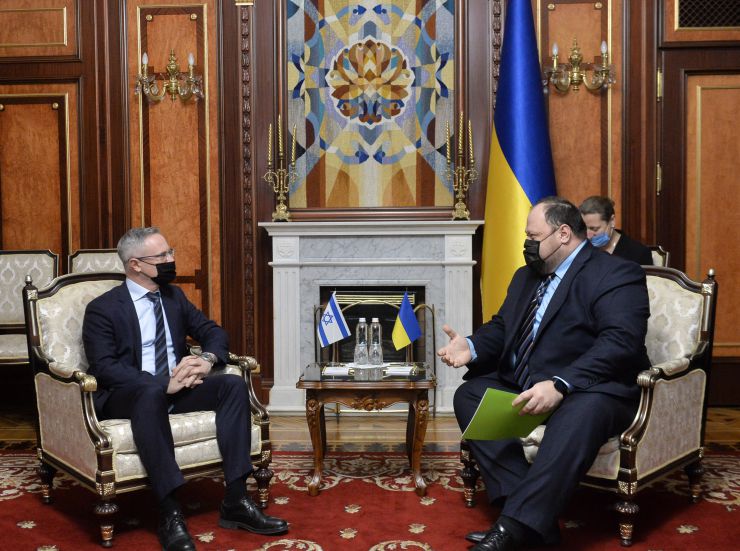 Зустріч Голови Верховної Ради України Руслана Стефанчука з Надзвичайним і Повноважним Послом Держави Ізраїль в Україні Міхаелем Бродським