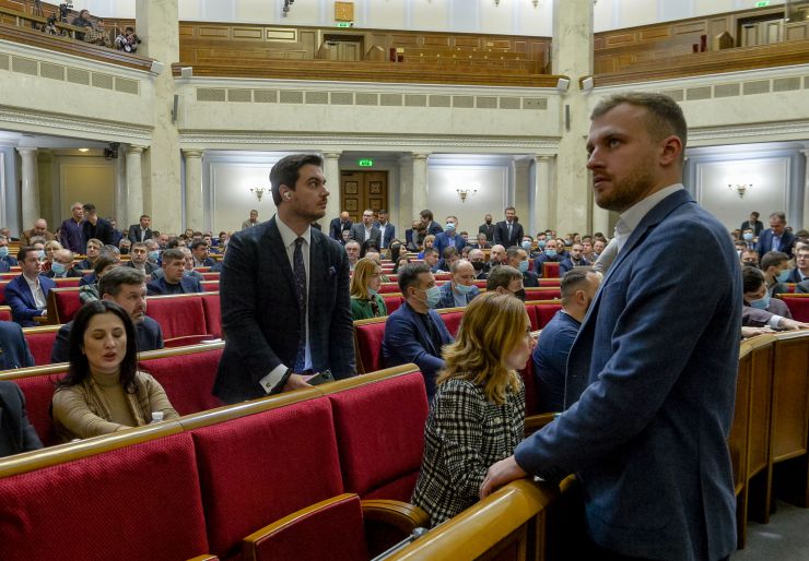 Пленарне засідання Верховної Ради України.

Голова Верховної Ради України Руслан Стефанчук відкрив пленарне засідання. 
Руслан Стефанчук зазначив, що сьогодні - День вшанування учасників ліквідації наслідків аварії на ЧАЕС.
Народні депутати хвилиною мовчання вшанували пам’ять загиблих ліквідаторів та жертв Чорнобильської трагедії.  

Прийнято Закон 
