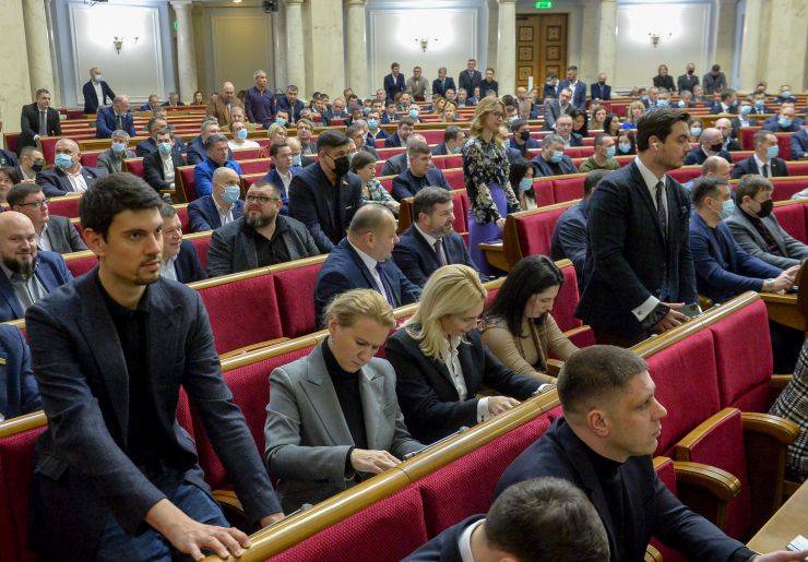 Пленарне засідання Верховної Ради України.

Голова Верховної Ради України Руслан Стефанчук відкрив пленарне засідання. 
Руслан Стефанчук зазначив, що сьогодні - День вшанування учасників ліквідації наслідків аварії на ЧАЕС.
Народні депутати хвилиною мовчання вшанували пам’ять загиблих ліквідаторів та жертв Чорнобильської трагедії.  

Прийнято Закон 