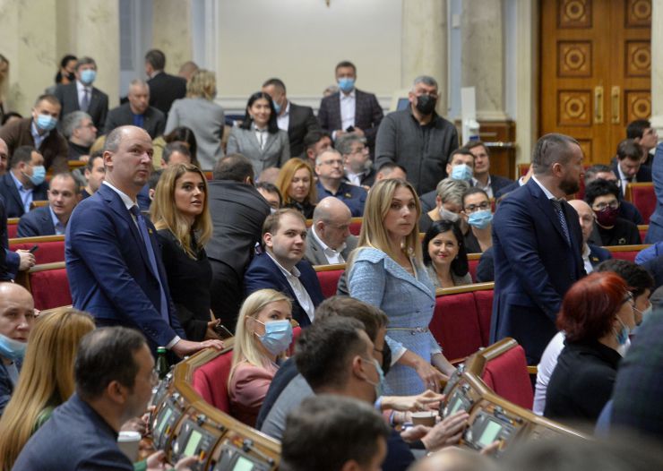 Пленарне засідання Верховної Ради України.

Голова Верховної Ради України Руслан Стефанчук відкрив пленарне засідання. 
Руслан Стефанчук зазначив, що сьогодні - День вшанування учасників ліквідації наслідків аварії на ЧАЕС.
Народні депутати хвилиною мовчання вшанували пам’ять загиблих ліквідаторів та жертв Чорнобильської трагедії.  

Прийнято Закон 