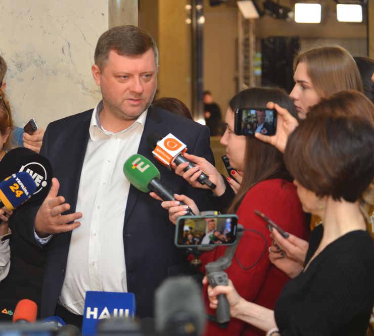 Пленарне засідання Верховної Ради України.

Голова Верховної Ради України Руслан Стефанчук відкрив пленарне засідання.

Народні депутати розглянули питання про призначення членів Національної ради України з питань телебачення і радіомовлення на три вакантні посади за квотою Верховної Ради України.
Голова Комітету з питань гуманітарної та інформаційної політики Микита Потураєв у виступі повідомив, що Комітет розглянув на своєму засіданні результати конкурсу про відбір кандидатів на заміщення трьох вакантних посад за квотою Верховної Ради України і рекомендує провести рейтингове голосування щодо 13 кандидатур.
На вакантні посади членів Національної ради України з питань телебачення і радіомовлення призначено Олександра Бурмакіна, Ольгу Герасим’юк і Олега Черниша.
Брифінг Олександра Корнієнко 
