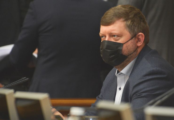 Пленарне засідання Верховної Ради України.

Голова Верховної Ради України Руслан Стефанчук відкрив пленарне засідання.
Руслан Стефанчук зазначив, що сьогодні Міжнародний день пам’яті жертв Голокосту. 
За пропозицією головуючого народні депутати хвилиною мовчання вшанували пам’ять жертв Голокосту.
Прийнято за основу проект Закону 