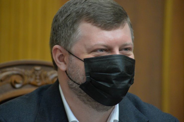 Пленарне засідання Верховної Ради України.

Перший заступник Голови Верховної Ради України Олександр Корнієнко повідомив про заяву від двох фракцій про перерву із заміною на виступ. 
Народний депутат Ігор Гузь в оточенні колег заявив, що українці готові надати рішучу відсіч окупанту, який прийде на нашу землю.
Із заявою від двох фракцій виступив народний депутат Олег Воронько. У заяві йшлося про тиск з боку влади на народних депутатів з об’єднання «Розумна політика».
Із заявою від двох фракцій виступив народний депутат Рустем Умеров.
Олександр Корнієнко
