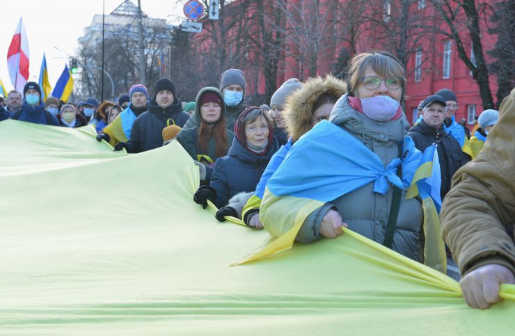 Марш Єдності за Україну в Києві.
 У Києві 12 лютого близько тисячі людей вийшли на Марш єдності за Україну на тлі загрози військового вторгнення Росії на українську територію. Учасники пройшли ходою від парку Шевченка до Майдану Незалежності. 
