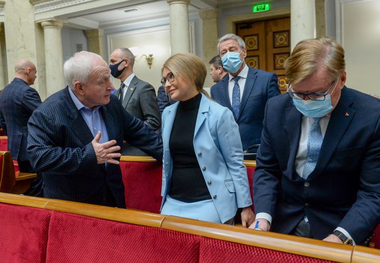 Пленарне засідання Верховної Ради України.
   
Голова Верховної Ради України Руслан Стефанчук відкрив пленарне засідання. 
Головуючий надав слово для виступів з оголошеннями, повідомленнями, пропозиціями представникам депутатських фракцій і груп.
Прийнято Закон 
