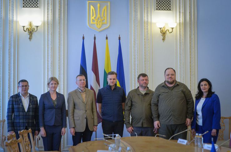 Голова Верховної Ради України Руслан Стефанчук  провів зустріч з міністром закордонних справ Естонської Республіки Евою-Марією Лійметс, міністром закордонних справ Латвійської Республіки Едгарсом Рінкевичсом та міністром закордонних справ Литовської Республіки Габріелюсом Ландсбергісом.