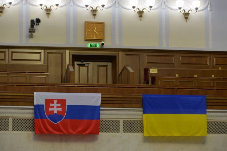 Пленарне засідання Верховної Ради України.

Президент Словаччини Зузана Чапутова виступила сьогодні у Верховній Раді.

Рада звільнила з посади омбудсмена Людмилу Денісову. Про це повідомив нардеп Ярослав Желєзняк. За проголосувало 234 депутати.
