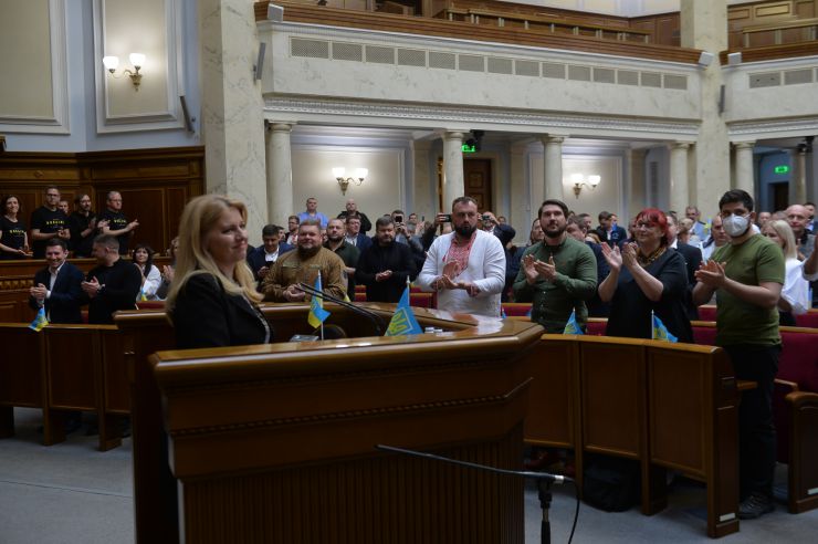 Пленарне засідання Верховної Ради України.

Президент Словаччини Зузана Чапутова виступила сьогодні у Верховній Раді.

Рада звільнила з посади омбудсмена Людмилу Денісову. Про це повідомив нардеп Ярослав Желєзняк. За проголосувало 234 депутати.
