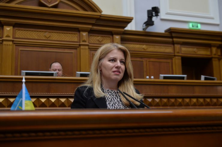Пленарне засідання Верховної Ради України.

Президент Словаччини Зузана Чапутова виступила сьогодні у Верховній Раді.

Рада звільнила з посади омбудсмена Людмилу Денісову. Про це повідомив нардеп Ярослав Желєзняк. За проголосувало 234 депутати.
