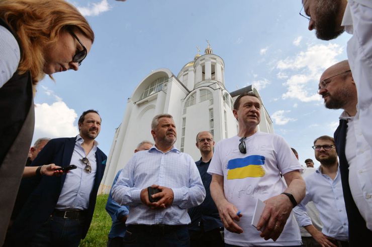 Делегація депутатів національних парламентів держав-членів ЄС «U4U» (United for Ukraine) здійснила візит до смт. Бородянка, м. Буча, Ірпінь Київської області