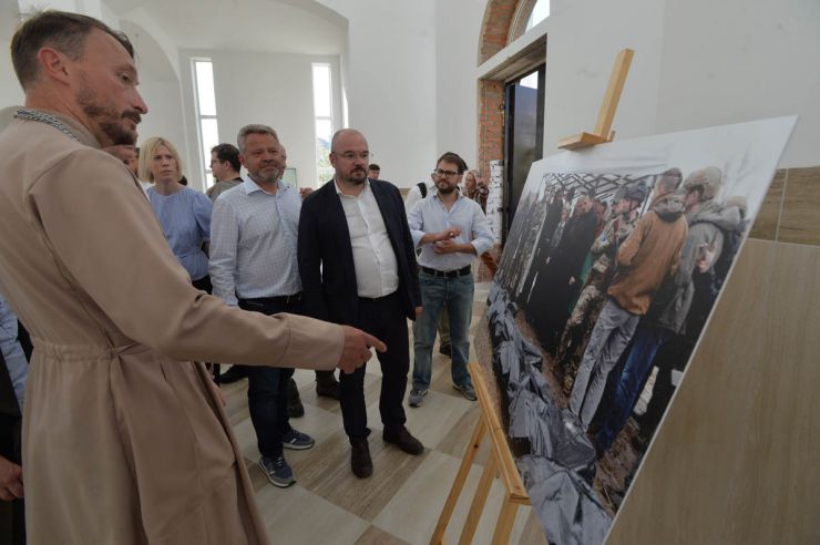 Делегація депутатів національних парламентів держав-членів ЄС «U4U» (United for Ukraine) здійснила візит до смт. Бородянка, м. Буча, Ірпінь Київської області