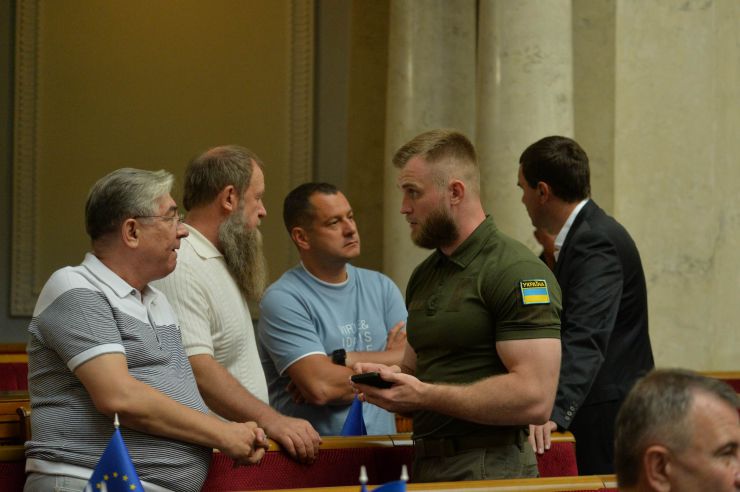 Пленарне засідання Верховної Ради України.

ВР України обрала Генерального прокурора. Ним став Андрій Костін.

ВР України обрала суддю Конституційного суду. Нею стала Ольга Совгиря.
