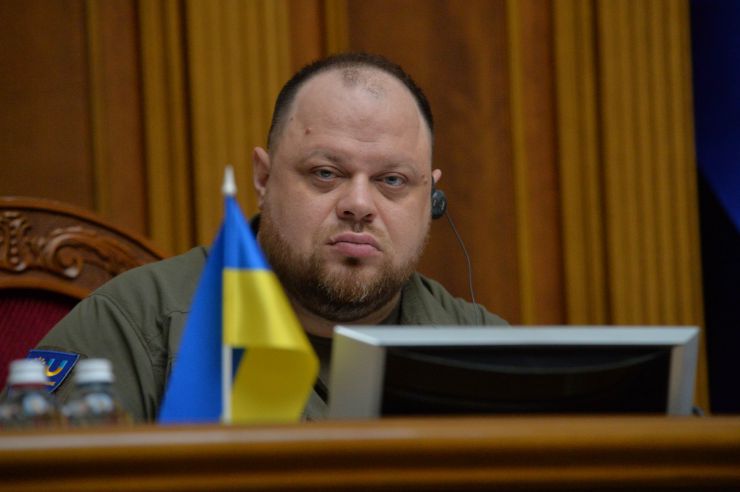 Пленарне засідання Верховної Ради України.

ВР України обрала Генерального прокурора. Ним став Андрій Костін.

ВР України обрала суддю Конституційного суду. Нею стала Ольга Совгиря.
