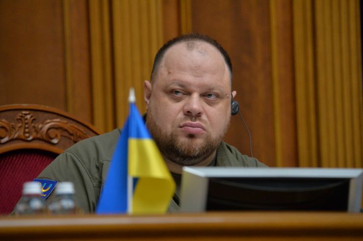 Пленарне засідання Верховної Ради України.

ВР України обрала Генерального прокурора. Ним став Андрій Костін.

ВР України обрала суддю Конституційного суду. Нею стала Ольга Совгиря.
