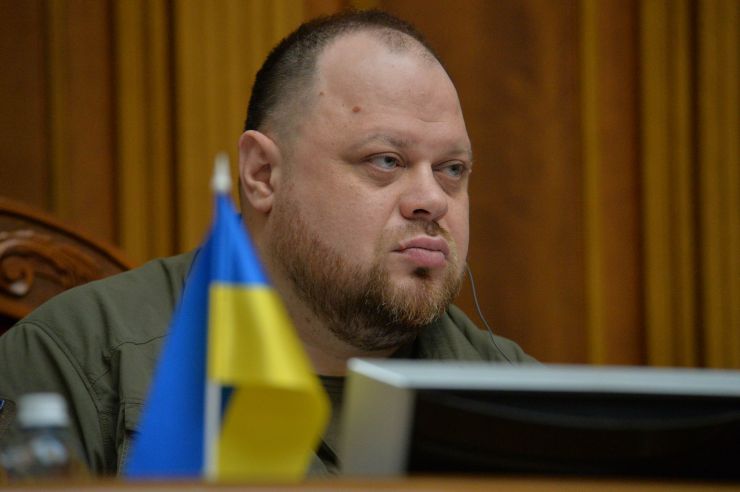 Пленарне засідання Верховної Ради України.

ВР України обрала Генерального прокурора. Ним став Андрій Костін.

ВР України обрала суддю Конституційного суду. Нею стала Ольга Совгиря.
