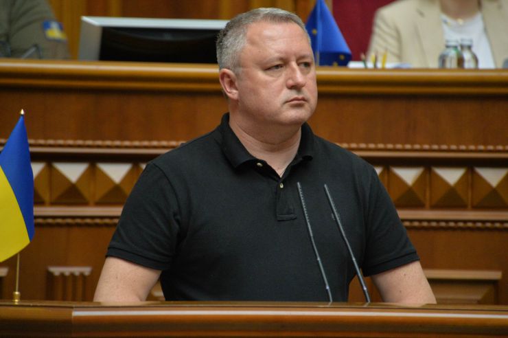 Пленарне засідання Верховної Ради України.

ВР України обрала Генерального прокурора. Ним став Андрій Костін.

ВР України обрала суддю Конституційного суду. Нею стала Ольга Совгиря.
