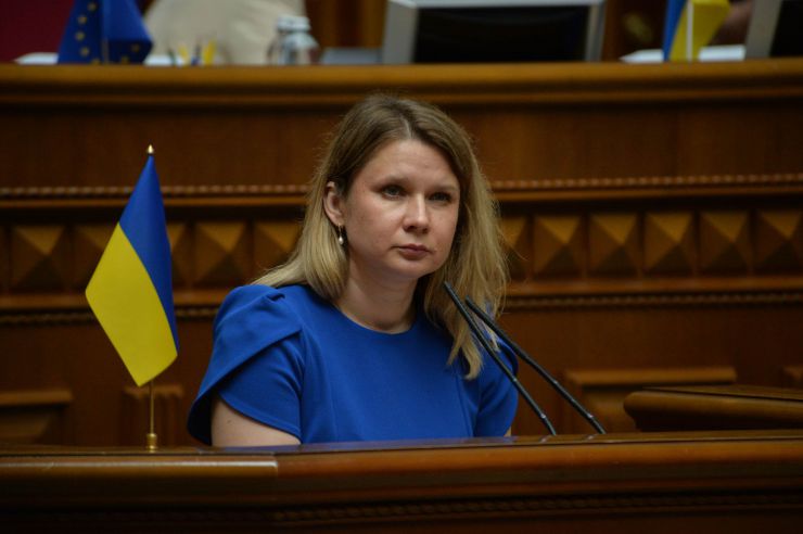 Пленарне засідання Верховної Ради України.

ВР України обрала Генерального прокурора. Ним став Андрій Костін.

ВР України обрала суддю Конституційного суду. Нею стала Ольга Совгиря.
