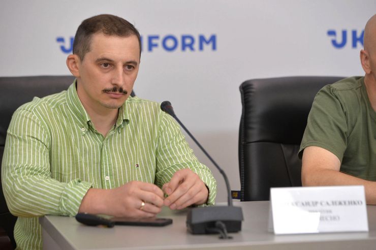 Пресконференція «Антирейтинг прозорості Комітетів Верховної Ради». Організатор: Громадська організація Рух ЧЕСНО. 
Учасники: Олександр Корнієнко — перший заступник Голови Верховної Ради України; Михайло Радуцький — голова Комітету ВРУ з питань здоров'я нації; Ярослав Юрчишин — заступник голови Комітету ВРУ з питань антикорупційної політики; 
Модераторка: Віта Думанська - лідерка Руху ЧЕСНО. Під час заходу представлено третій антирейтинг прозорості комітетів Верховної Ради України, який Рух ЧЕСНО провів у цьому скликанні парламенту, згідно з затвердженою методологією за підтримки Міжнародного фонду 