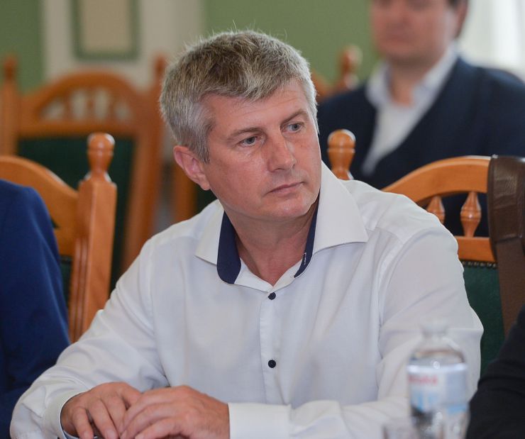 Перший заступник Голови Парламенту України Олександр Корнієнко взяв участь в засіданні експертного круглого столу «Саміт НАТО: підсумки Вільнюса — перспективи Вашингтона».
У заході взяли участь народні депутати України: члени Комітету з питань зовнішньої політики та міжпарламентського співробітництва — заступник Голови Комітету Олександр Копиленко, заступник Голови Комітету Арсеній Пушкаренко, секретар Комітету Андрій Шараськін, члени Комітету Ігор Кривошеєв та Ольга Руденко, а також Перший заступник Голови Комітету з питань інтеграції України до Європейського Союзу Вадим Галайчук.
