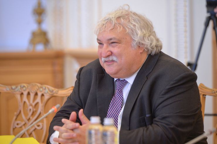 Зустріч Першого заступника Голови Верховної Ради України Олександра Корнієнка зі старшим менеджером Програми «Відкритий світ» Офісу міжнародного лідерства Конгресу США Льюїсом Маданіком. 
Роман Грищук, Ксенія Семенова
