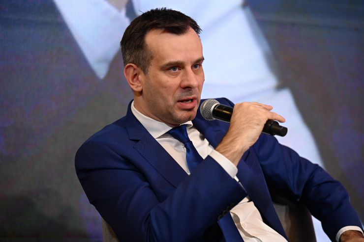 У Києві відбувся перший день 7 Українського Жіночого Конгресу «Жіноче лідерство. Час відновлення. Час відбудови» за участі першого заступника Голови Верховної Ради України Олександра Корнієнко
Відкриваючи Конгрес, його співзасновниця, віцеспікерка Олена Кондратюк зазначила, що УЖК формує візію: як побудувати справедливе суспільство з паритетною участю жінок і чоловіків у процесах і рішеннях.
Перша леді України Олена Зеленська у своєму виступі на Конгресі заявила про формування нової ролі української жінки, які і боронять країну в лавах ЗСУ, і тримають на своїх плечах економіку в тилу.
Співзасновниця УЖК народна депутатка Марія Іонова вважає, що щорічні Українські Жіночі Конгреси — це прекрасна нагода ділитися досвідом.
Співзасновниця Конгресу Світлана Войцеховська особливу увагу відводить освітній платформі.
