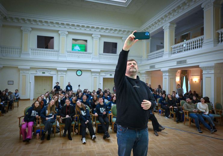 Перший заступник Голови Верховної Ради Олександр Корнієнко взяв участь у Форумі державотворення «Софія Київська» від Української академії лідерства.