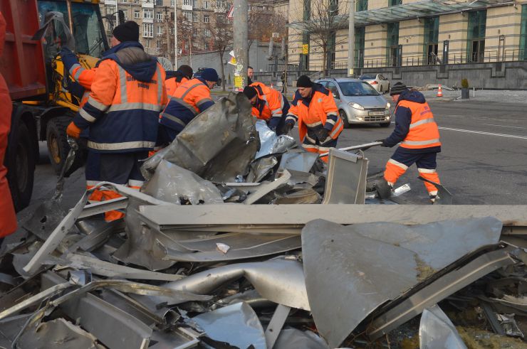 Наслідки обстрілів у столиці