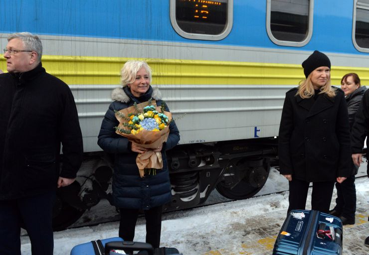 Заступниця Голови Верховної Ради України Олена КОНДРАТЮК зустріла  у столиці Україні Спікера Саейми Латвійської Республіки Д.Міеріні та членів делегації